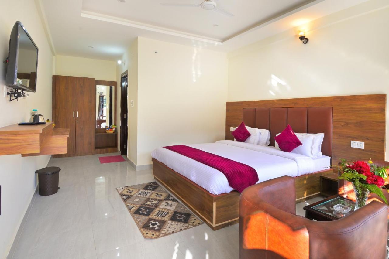 La Riqueza Dhanolti View # Near To Eco Park & Surkanda Devi Temple # Mountain View Rooms With Balcony # Big Parking # Customer Favourite Hotel ดานอลตี ภายนอก รูปภาพ